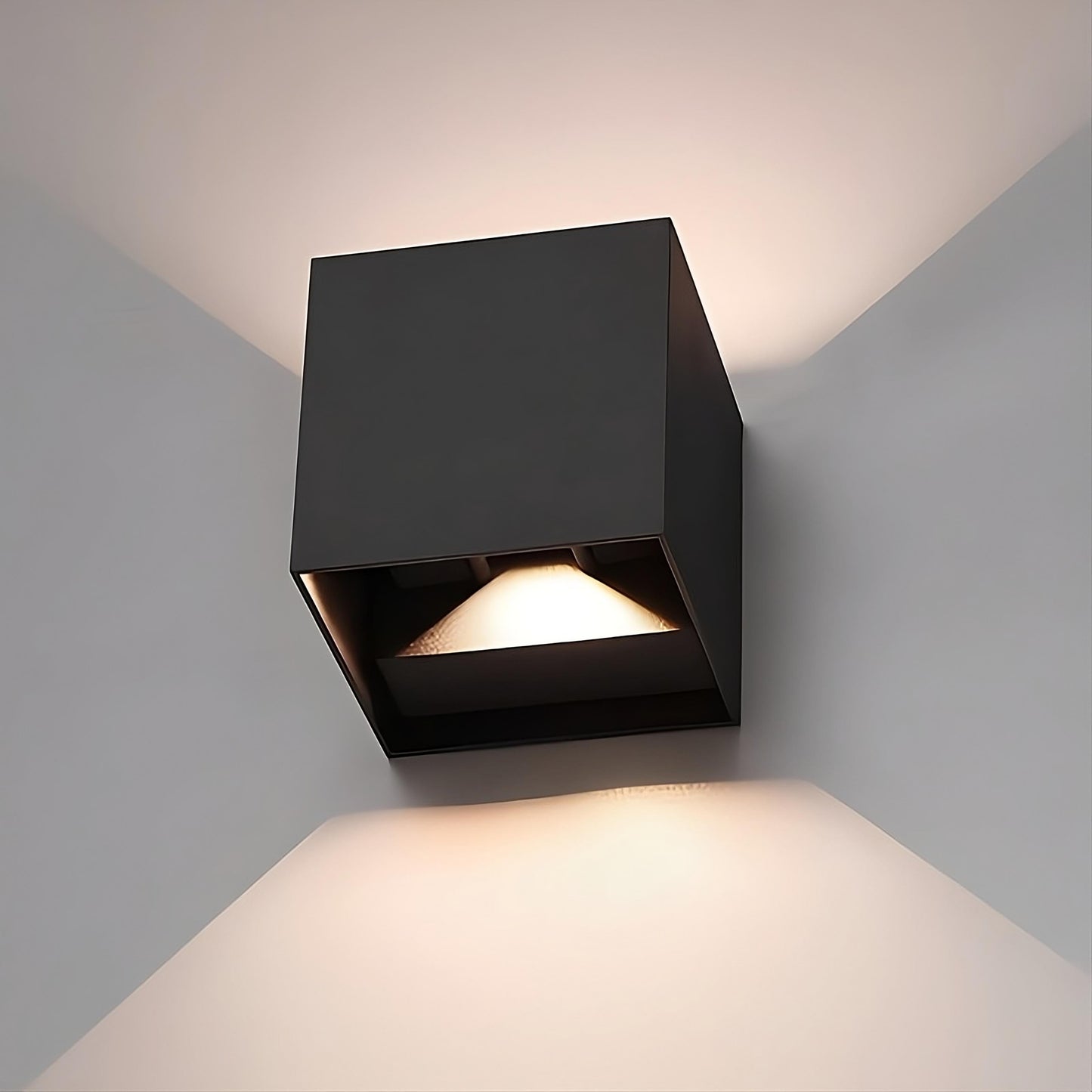 Vivolux | VellaGlow™ | Luxuriöse Wandleuchte mit Bewegungssensor