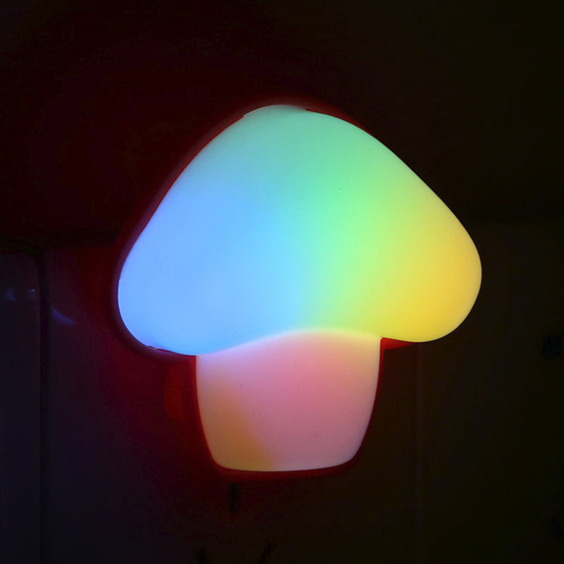 Vivolux | Pilz-Kindergarten Stecker-Nachtlicht Kunststoff LED Cartoon Wandlampe in 7 Farben Licht, Rot-Weiß