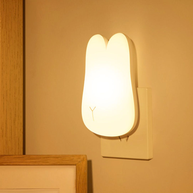 Vivolux | Witte Konijn Kleine Nachtlamp Cartoon Plastic Inplug LED Wandverlichting voor Kinderkamer