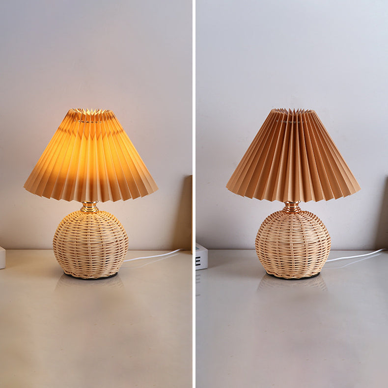Vivolux | RattaLume Nordic LED Tischlampe | Geflochtenes Rattan & Faltstoffschirm | Stimmungslicht | Deko fürs Schlafzimmer