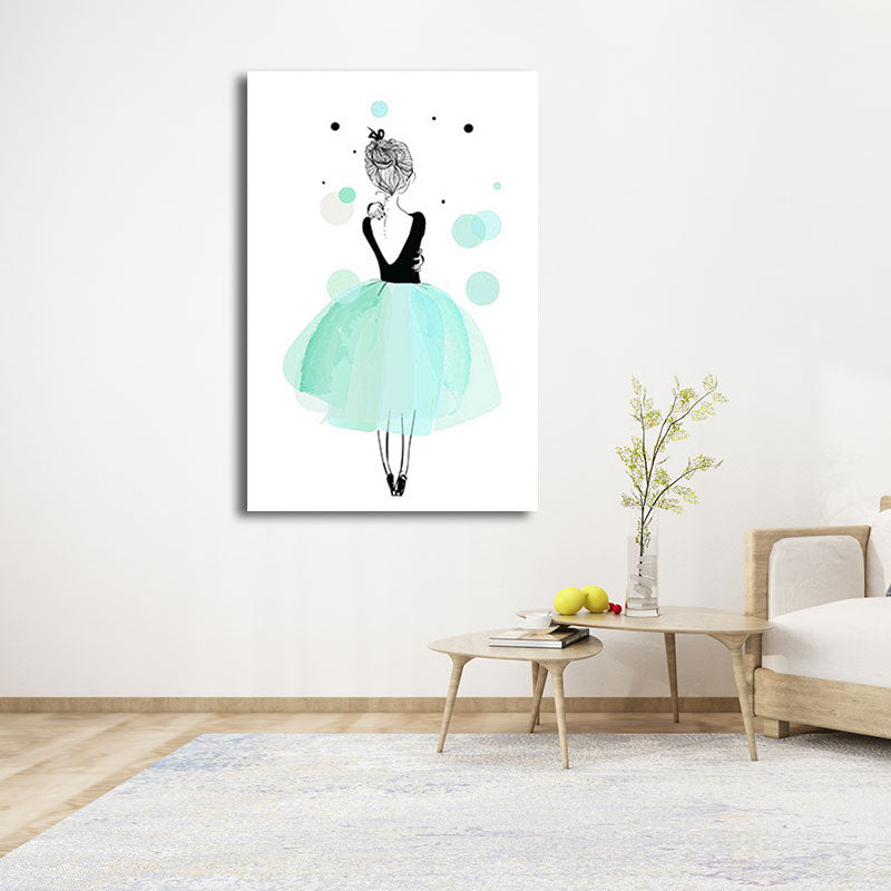 Vivolux | Rückseite der Ballerina Aquarell Leinwand Moderne Texturierte Wandkunst Druck in Grün für das Mädchenzimmer