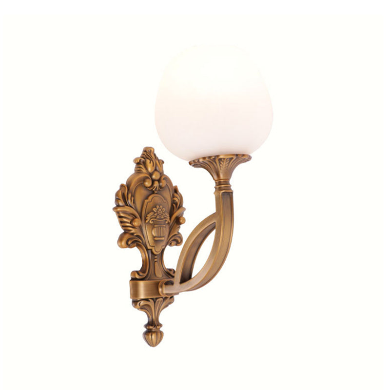 Vivolux | Rural Flower Wandlamp 1 Licht Crème Glass Wandplafondverlichting in Messing met Gegraveerde Achterplaat