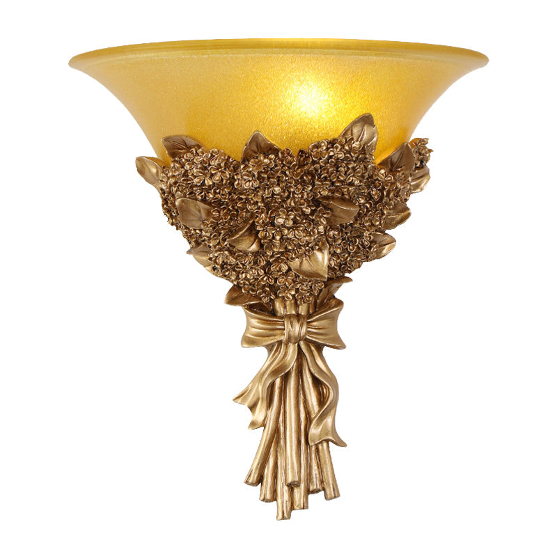 Vivolux | Vintage Brede Bel Muur Gemonteerde Lamp 1 Licht Amber/Melkglas Boeket Muurverlichtingsarmatuur in Goud/Multi-Kleur