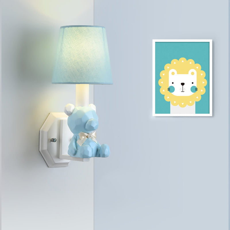 Vivolux | Resin Kleine Beer Wandlamp Oogverzorgend 1 Kop Cartoon Wandlamp met Coolie Schaduw