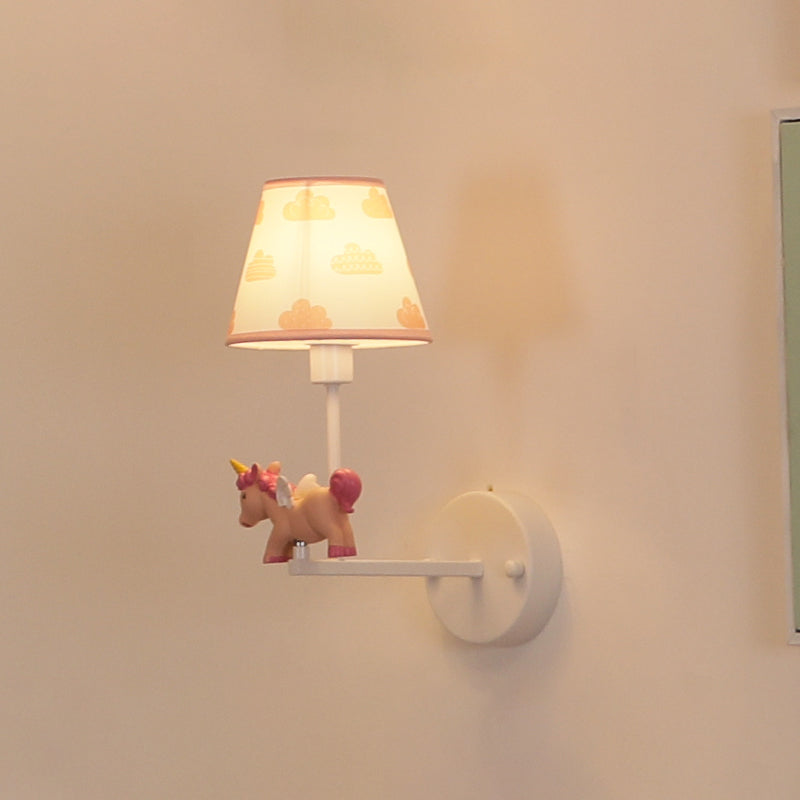 Vivolux | Single-Bulb Schlafzimmer Wandlicht Leuchte Cartoon Weiß Wandmontage Licht mit konischer Stoffschirme