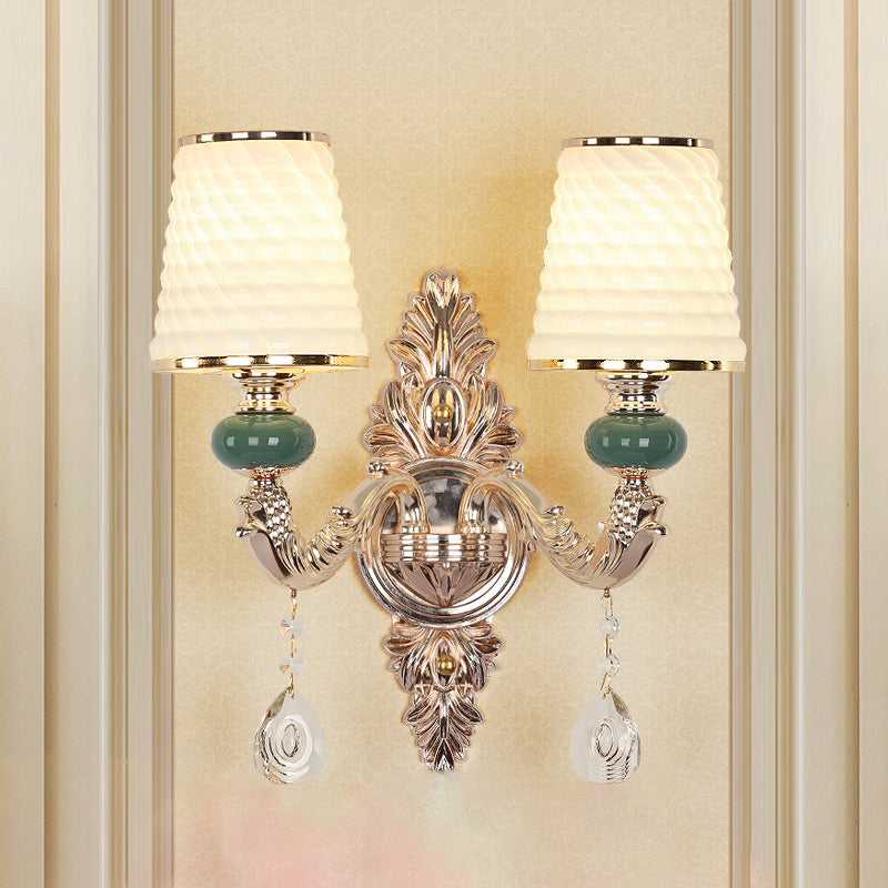 Vivolux | Traditionelle Spitzwandmontage-Leuchte Texturiertes Glas Wandlicht mit hängendem Kristall in Gold