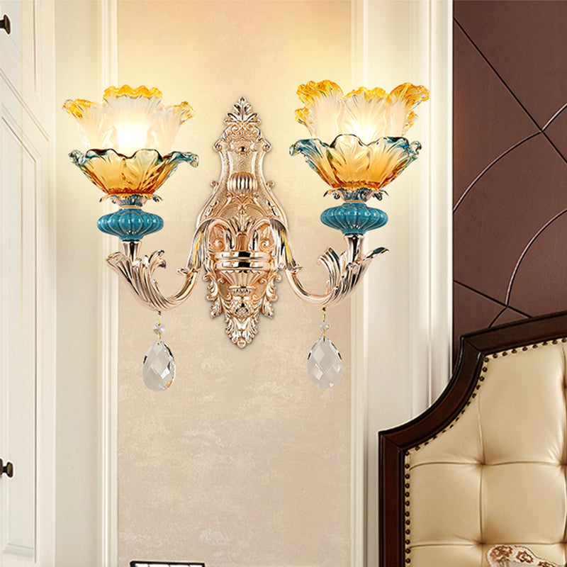 Vivolux | Traditionale Blumen Wandmontage Licht Rüschenglas Wandlicht mit Kristallverzierung in Gold