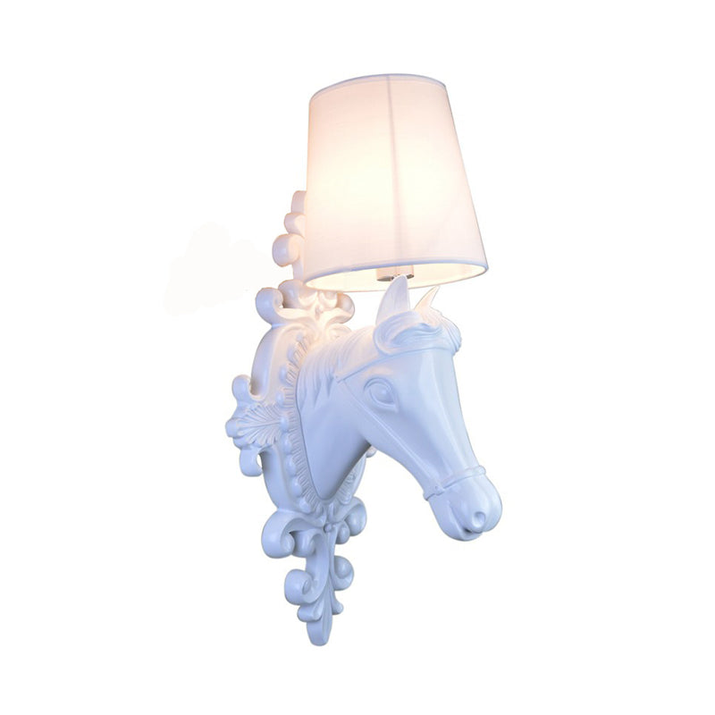 Vivolux | 1 Glühbirne Pferde-Wandleuchte Klassisch Schwarz/Weiß Harz Wandmontierte Lampe mit Kegelstoffschirm