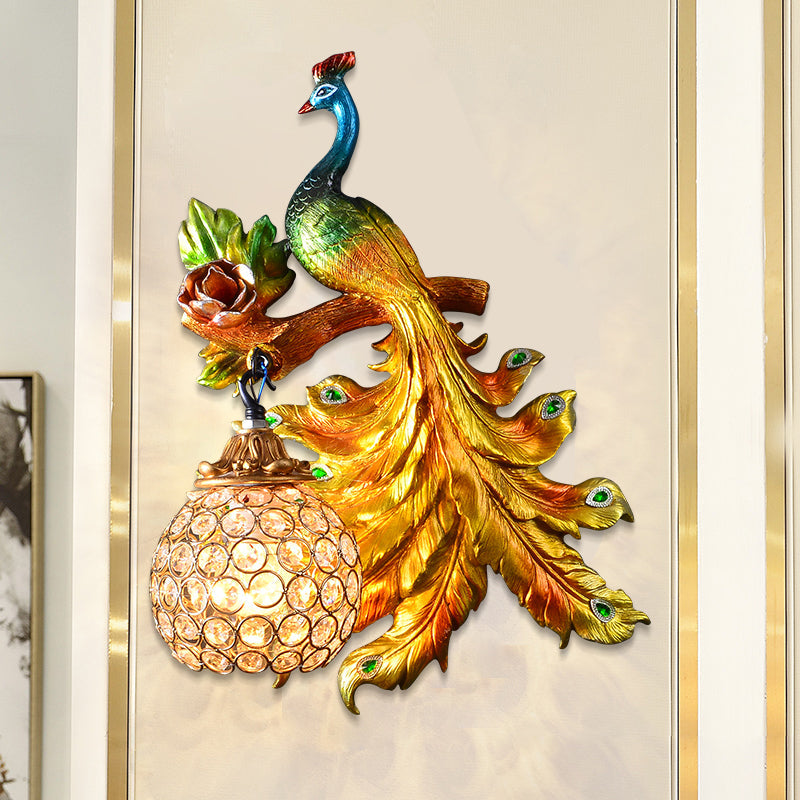 Vivolux | Pauw Slaapkamer Wandlamp Fixture Land Hars 1 Licht Groen/Goud Wandlamp met Orb Kristallen Schaduw, Links/Rechts
