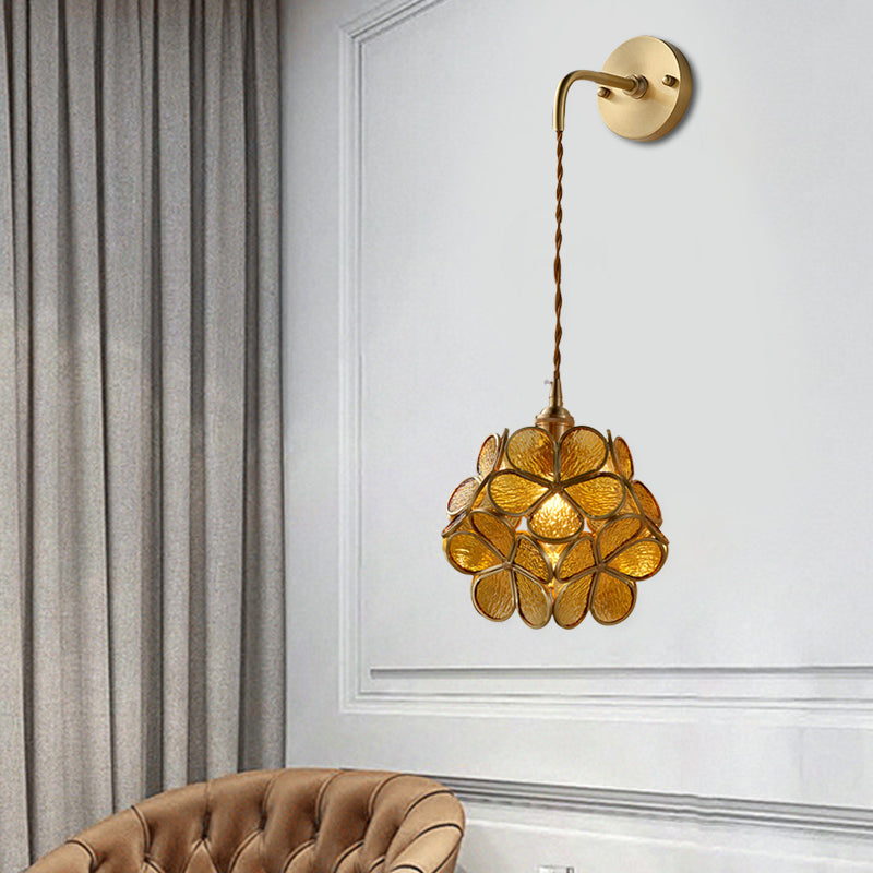 Vivolux | 1 Glühbirne Schlafzimmer Wandschalter Lampe Traditionelle Wandbeleuchtung mit Blumen weiß/rosa/blauem Glas-Schirm