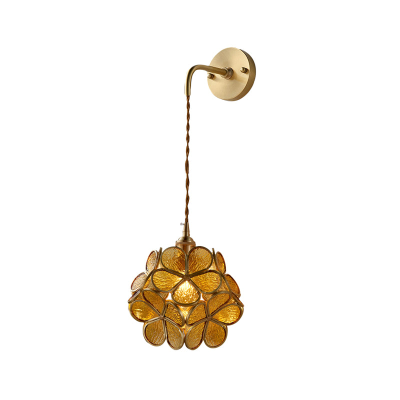Vivolux | 1 Glühbirne Schlafzimmer Wandschalter Lampe Traditionelle Wandbeleuchtung mit Blumen weiß/rosa/blauem Glas-Schirm