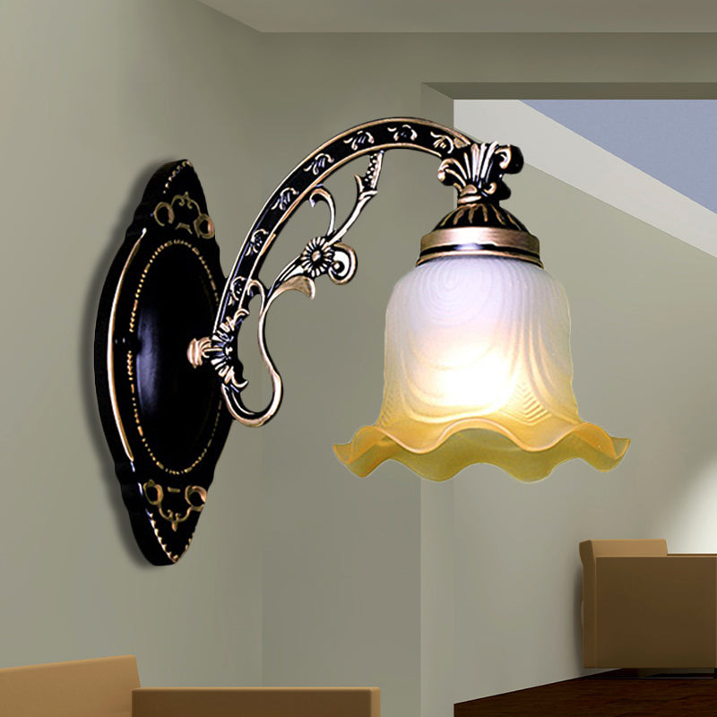 Vivolux | Schwarz/Weiß scalloped Wandleuchte Retro frosted Glas Schirm 1/2-Licht Esszimmer Wandlampe mit gebogenem Arm