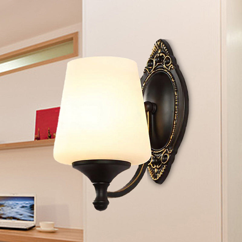 Vivolux | Retro Conical Wandleuchte 1/2-Licht Weißes Glas Wandmontierte Leuchte mit Metallgebogenem Arm in Schwarz