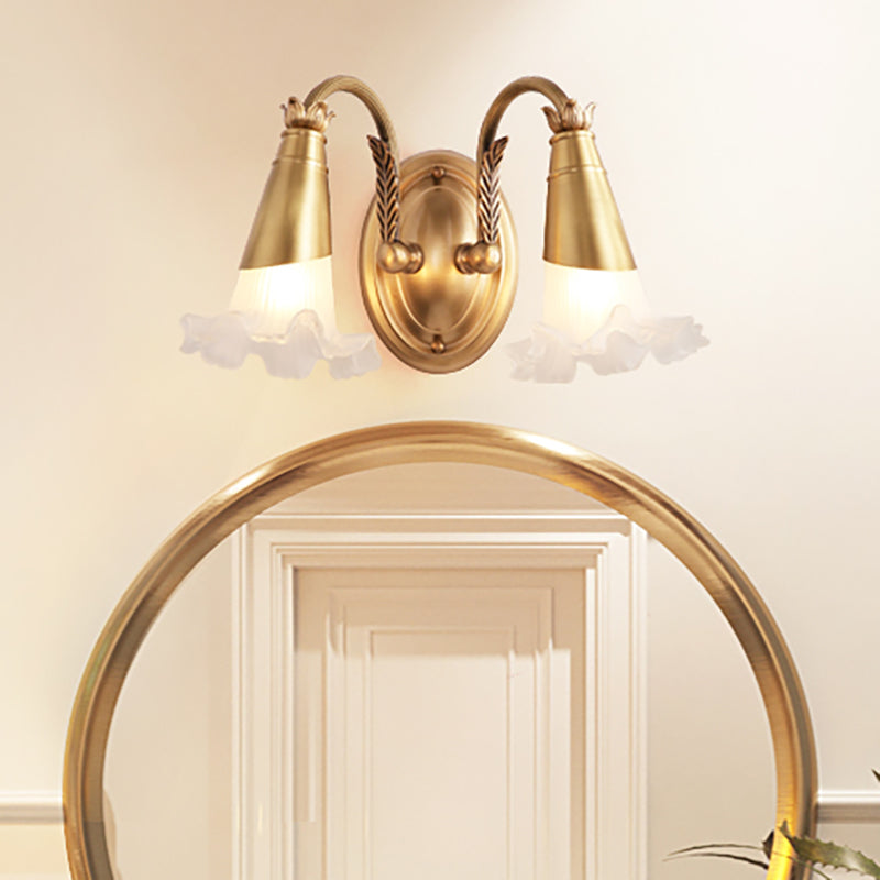 Vivolux | Traditioneller Stil Blumenwandlampe 1/2-Licht mattiertes Glaskerzenhalter in Gold für Badezimmer