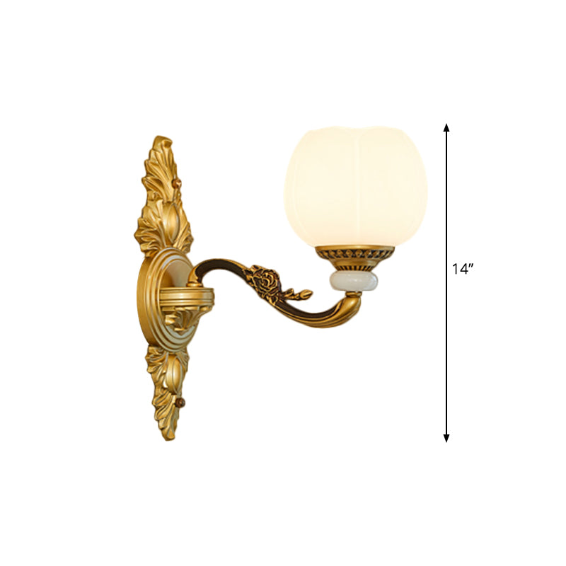 Vivolux | Vintage Style Globe Wandlamp Scone 1/2-Licht Melkglas en Metalen Wandlamp in Goud voor Corridor