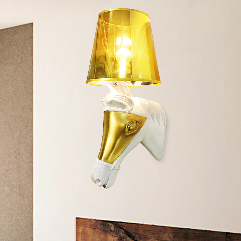 Vivolux | Traditionele Kegel Wandlamp Armatuur 1 Gloeilamp Stoffen Wandmontage Verlichting in Wit/Goud voor Slaapkamer met Paardenhoofdbasisplaat