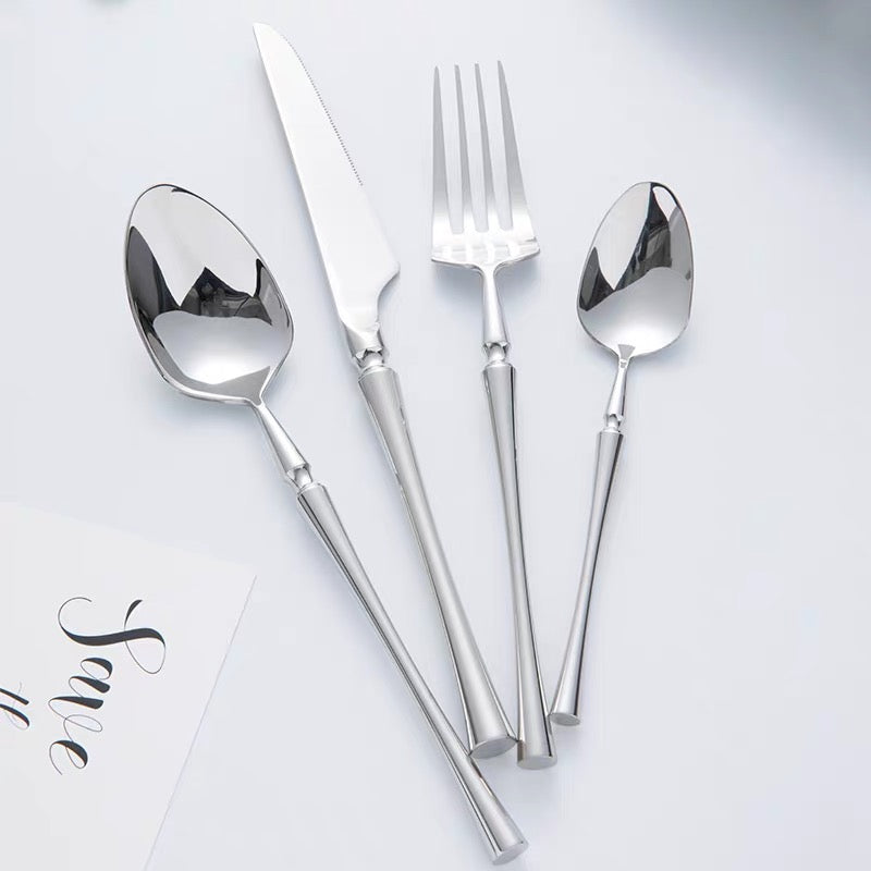 Vivolux | Klassisches Edelstahlset mit Eleganten Griffen