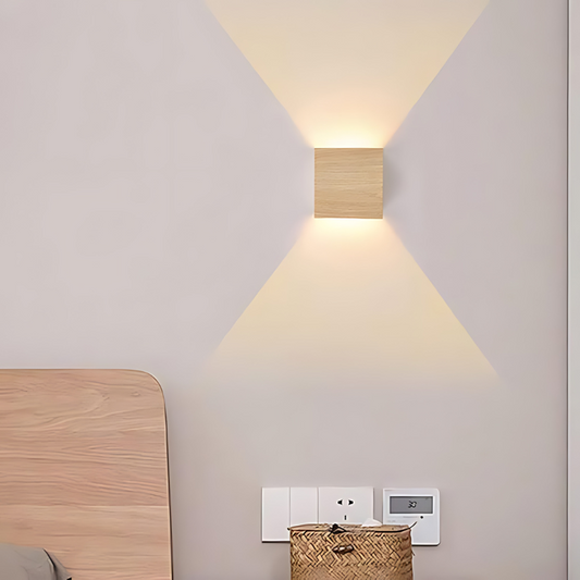 Vivolux | NordiLume | Skandinavische quadratische Holz-Wandleuchte