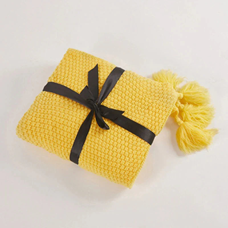 Vivolux | Gestrickte Wolldecke mit Quasten - NordicCozy