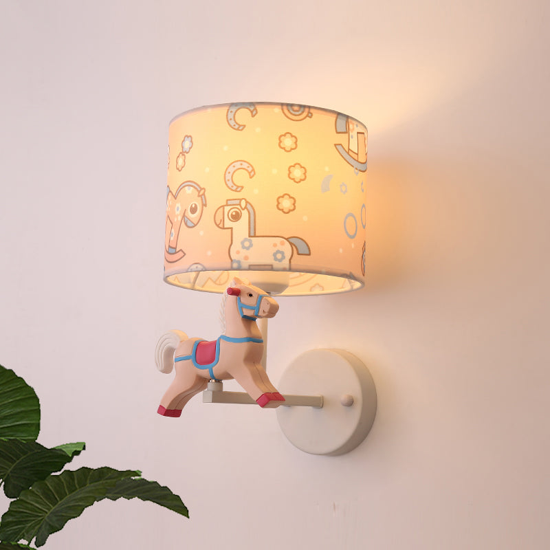 Vivolux | Trojan Horse Shape Wandlamp Scone Cartoon Hars 1 Licht LED Roze/Blauw Wandlamp met Drum Stoffen Schaduw