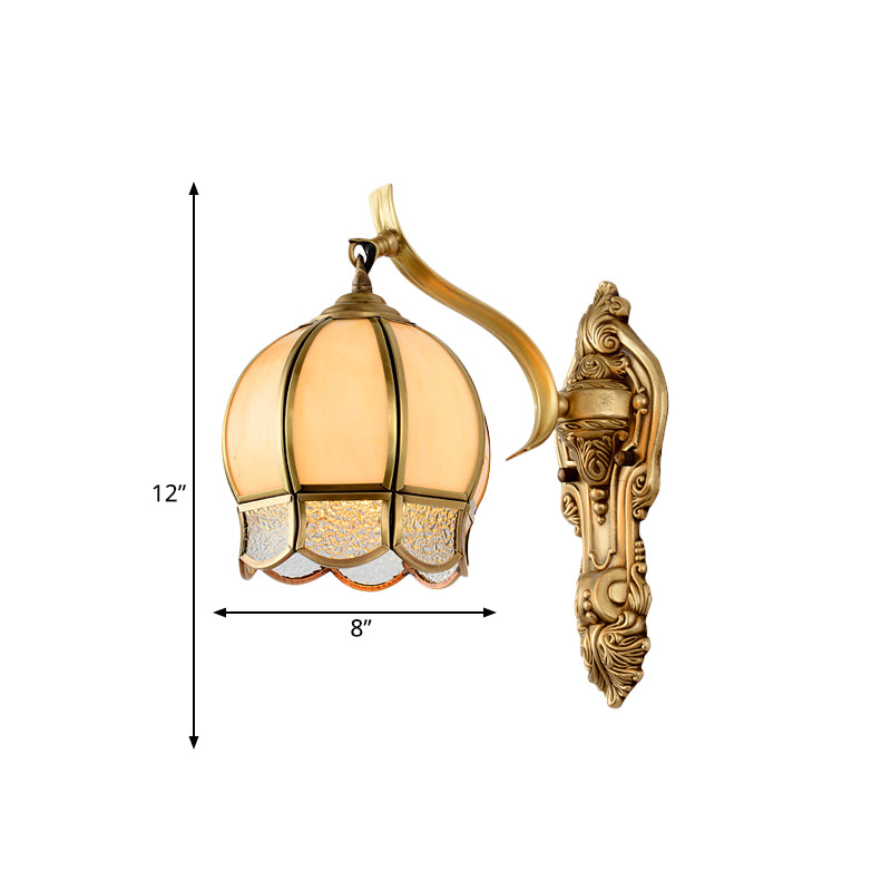 Vivolux | 1 Hoofd Wandmontage Verlichtings Traditionele Sferische Tan Glas Wandlamp in Messing voor Woonkamer