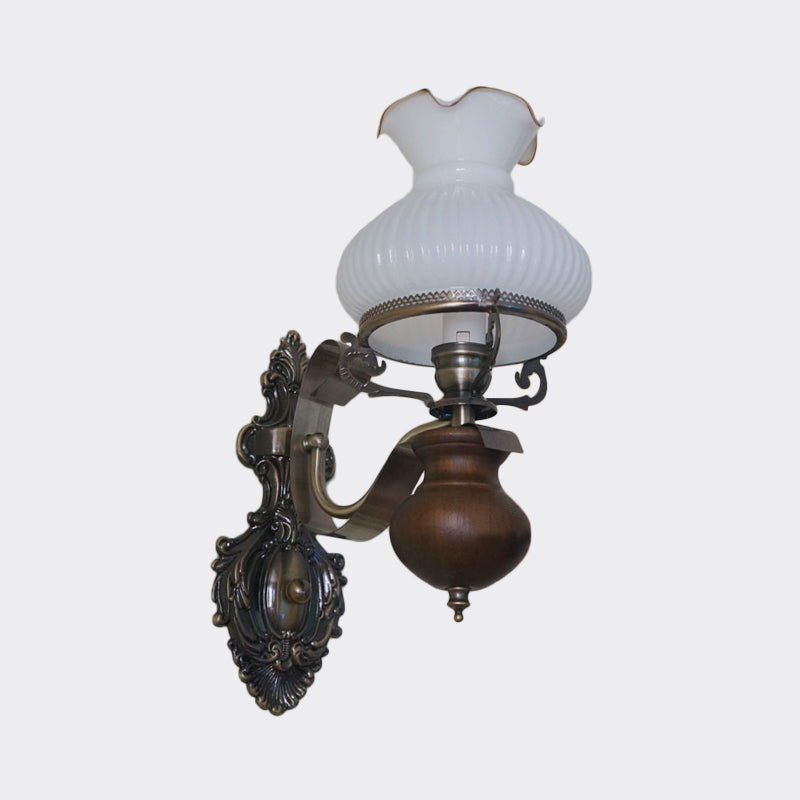 Vivolux | Pastorale Handgefertigte Wandlampe Jug 1/2-Kopf Opal Glas Rippendesign Wandmontage Leuchte in Bronze