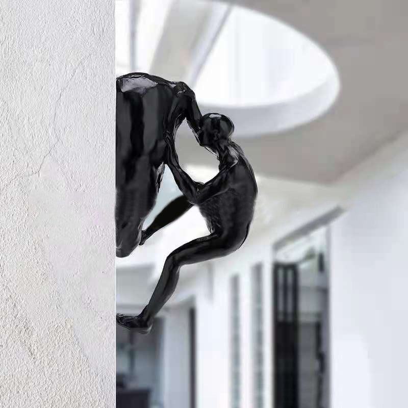 Vivolux | Kletterwand hängende Statuen
