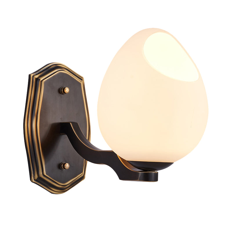 Vivolux | Traditionalist Ei-achtige Wandlamp Verlichting 1 Licht Witte Gezuurde Glazen Wandlamp in Zwart
