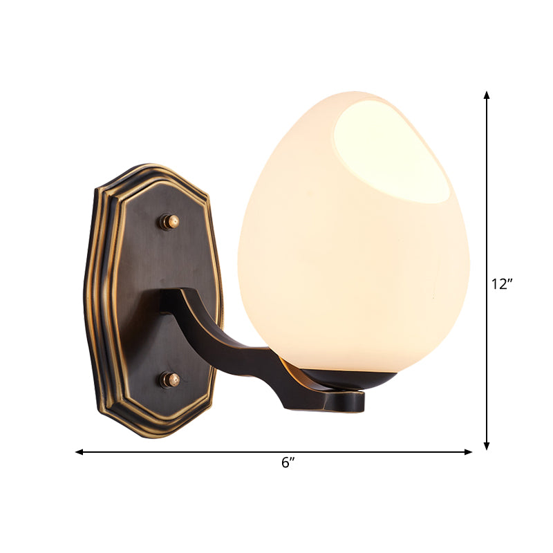Vivolux | Traditionalist Ei-achtige Wandlamp Verlichting 1 Licht Witte Gezuurde Glazen Wandlamp in Zwart