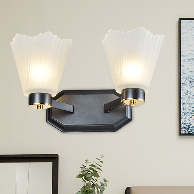 Vivolux | Tapered Milkglas Wandverlichting Retro 1/2 Bulbs Woonkamer Wandlamp in Zwart met Metalen Rechte Arm