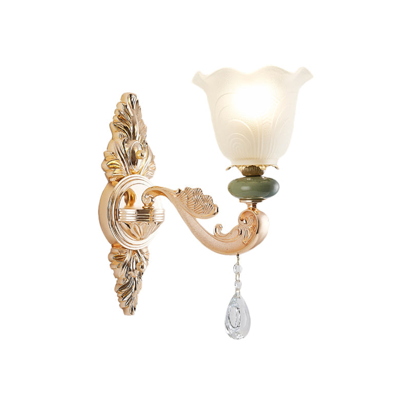 Vivolux | Traditionelle Rüschenschirm Wandlampe 1/2-Glühbirne Opal Mattglas Wandbeleuchtung in Gold