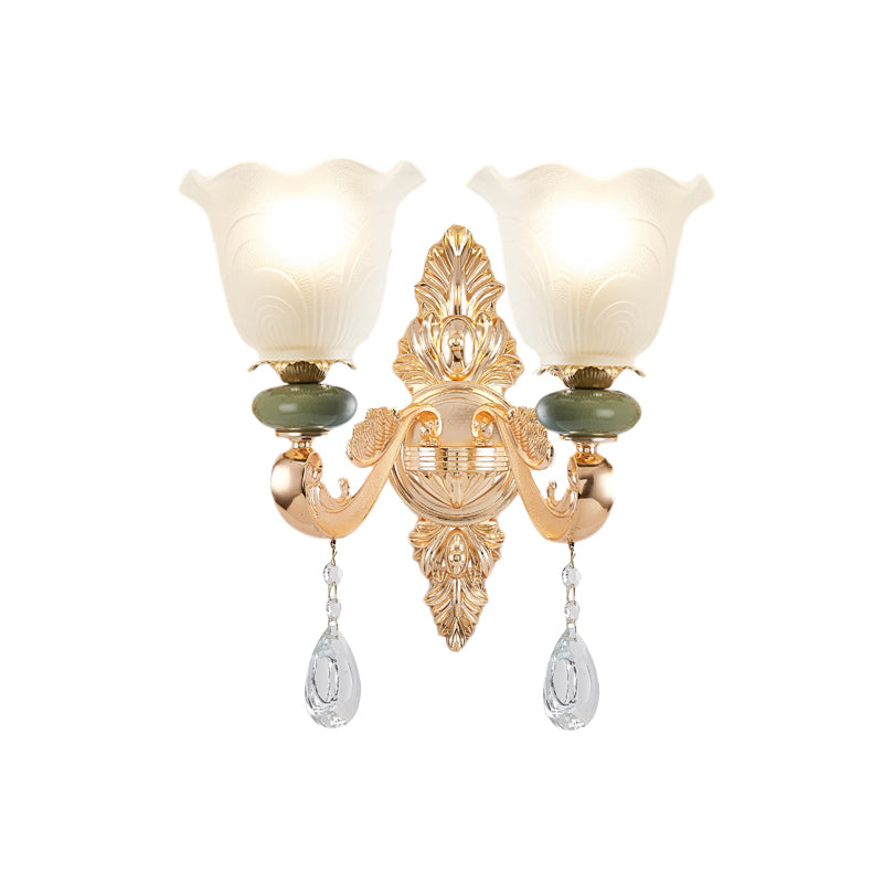 Vivolux | Traditionelle Rüschenschirm Wandlampe 1/2-Glühbirne Opal Mattglas Wandbeleuchtung in Gold