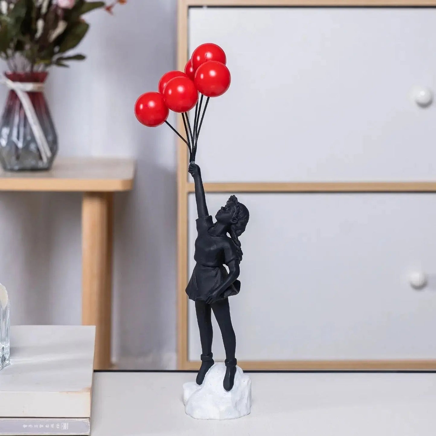 Vivolux | Banksy fliegendes Ballonmädchen Statue
