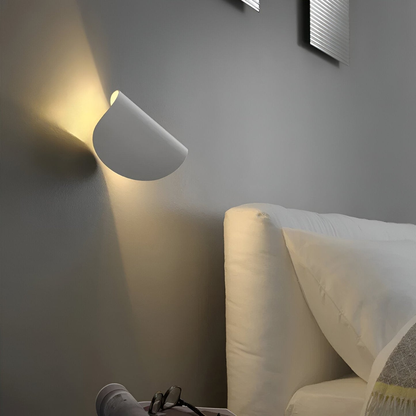Vivolux | Twist Wandlampe - Drehbare Wandleuchte aus Metall - Curve Wandleuchter