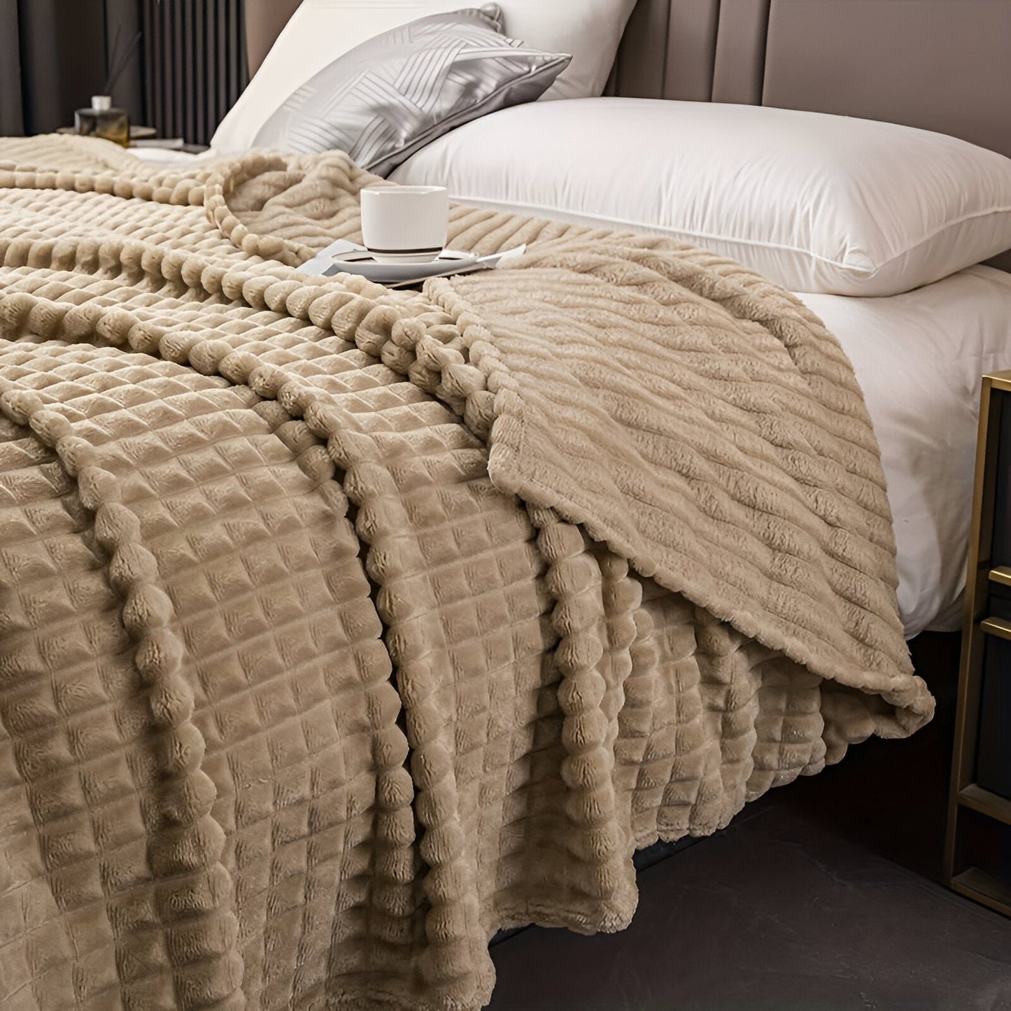Vivolux | EliteWave Plaid - Ultrafluffy strukturierte korallfarbene Fleece-Decke