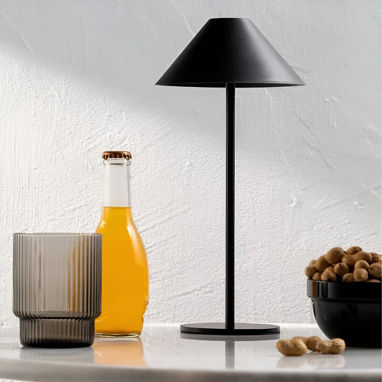 Vivolux | LumiLuxe - Dimmbare Nordic Cone LED-Tischleuchte mit Touch Control