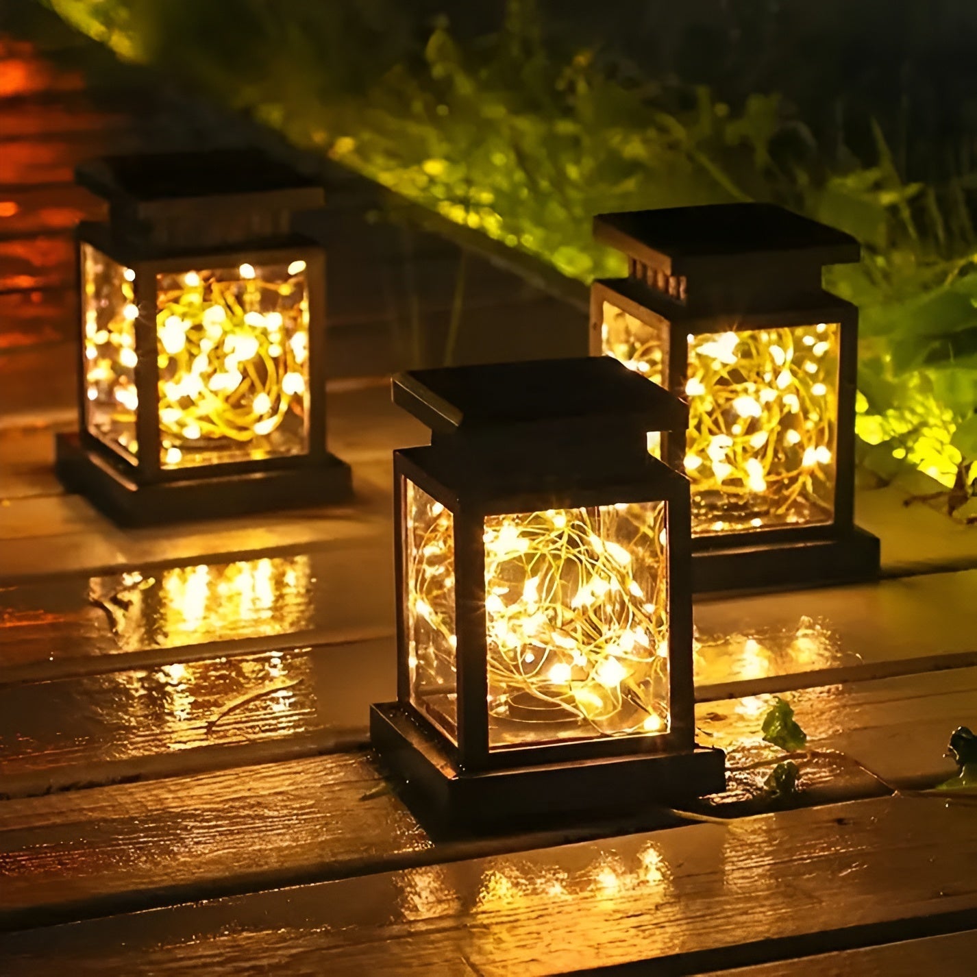 Vivolux | Magic Lantern - Solar-powered bulbs with dual panel control