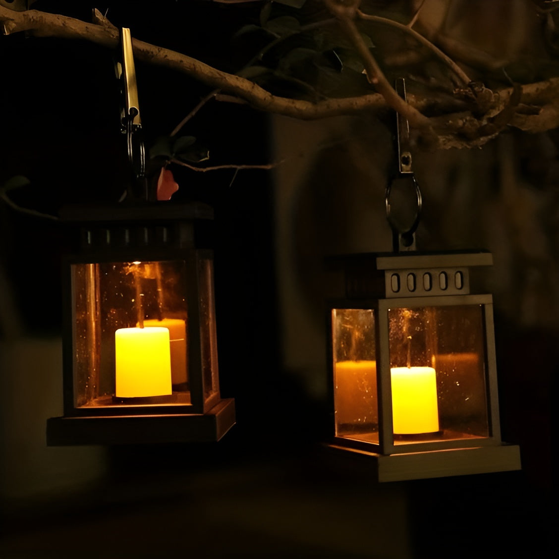 Vivolux | Magic Lantern - Solar-powered bulbs with dual panel control