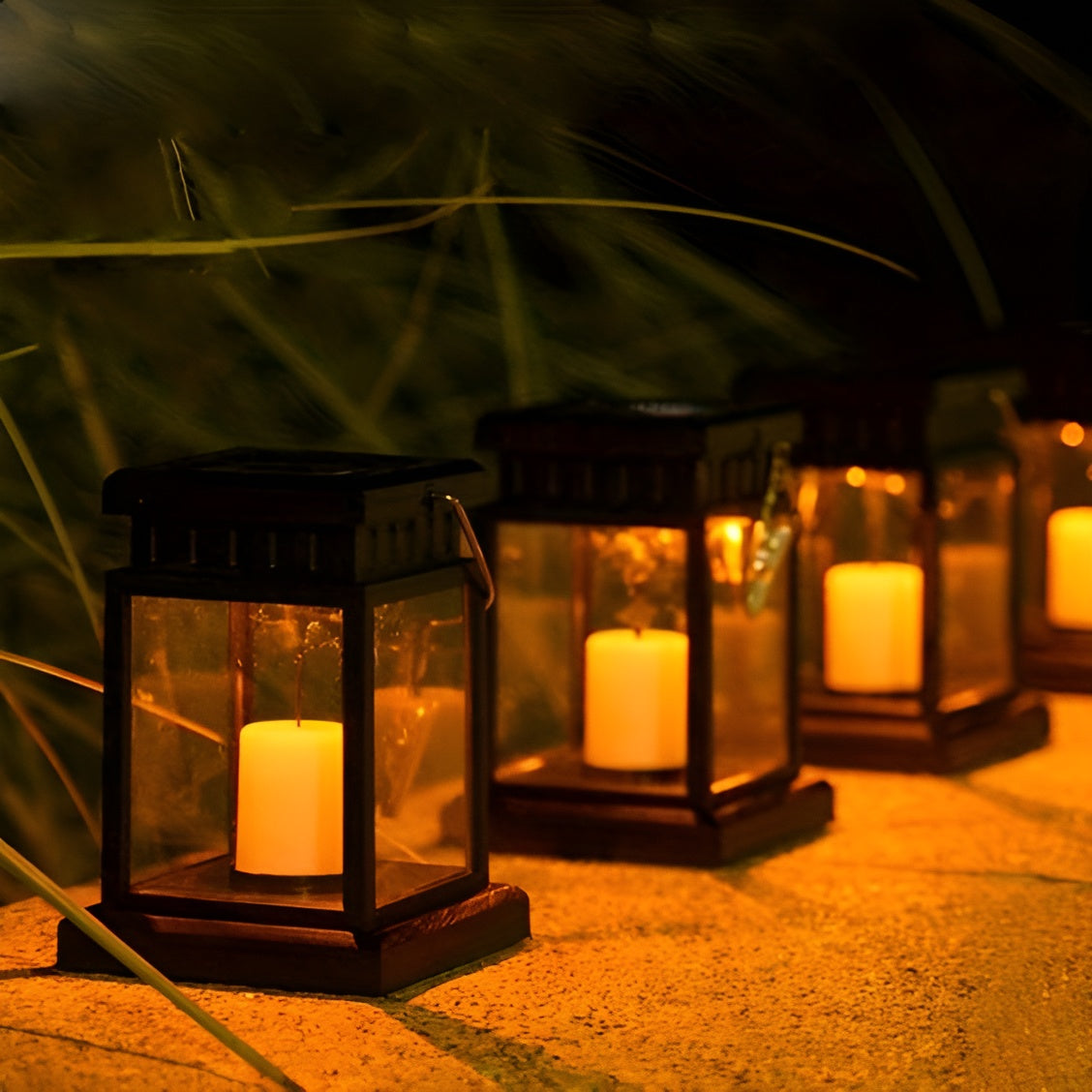 Vivolux | Magic Lantern - Solar-powered bulbs with dual panel control