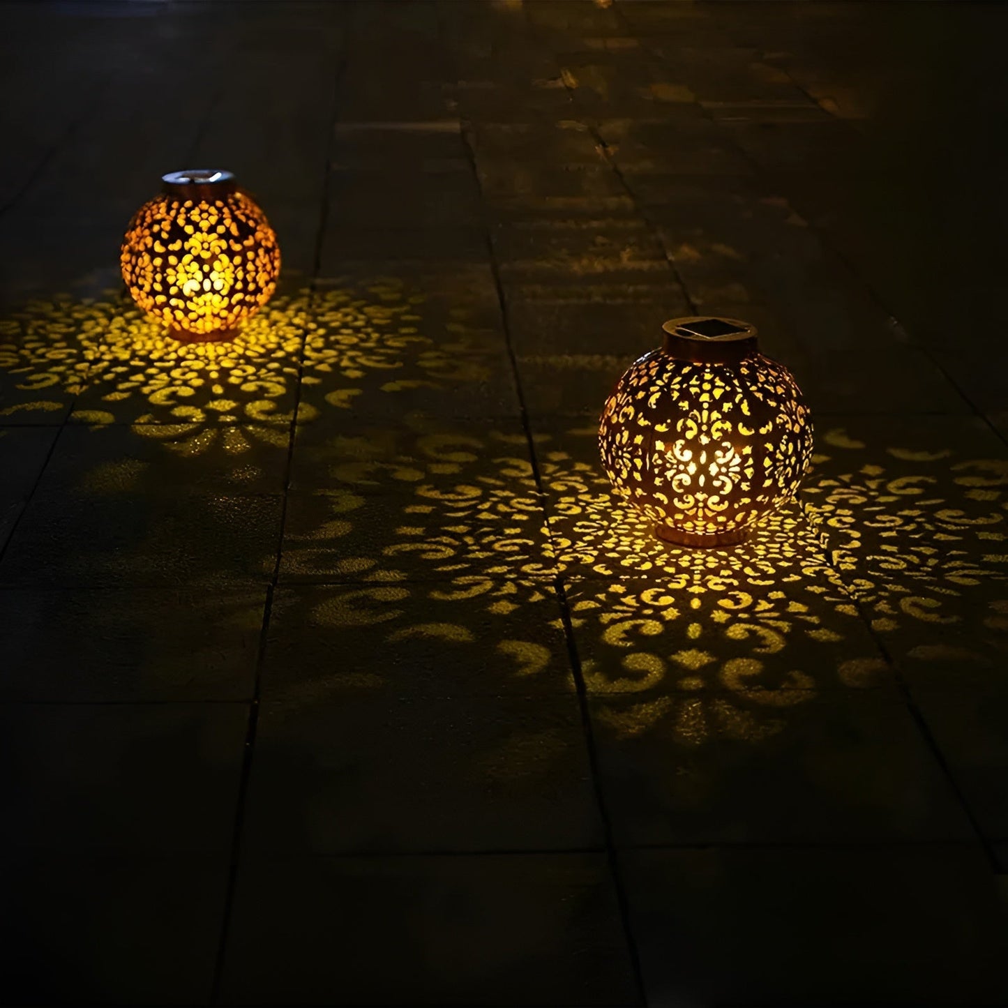 Vivolux | SolarGlow - Vintage Solar-powered Outdoor Light - Waterproof Outdoor Light
