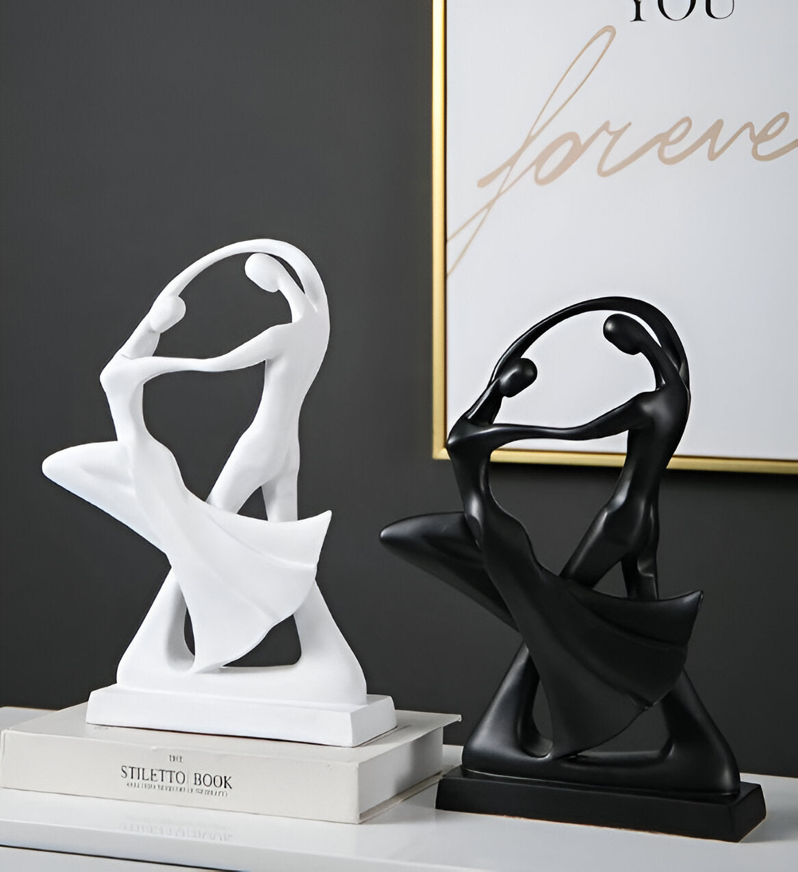 Vivolux | SwayDuo | Moderne tanzende Harzskulptur
