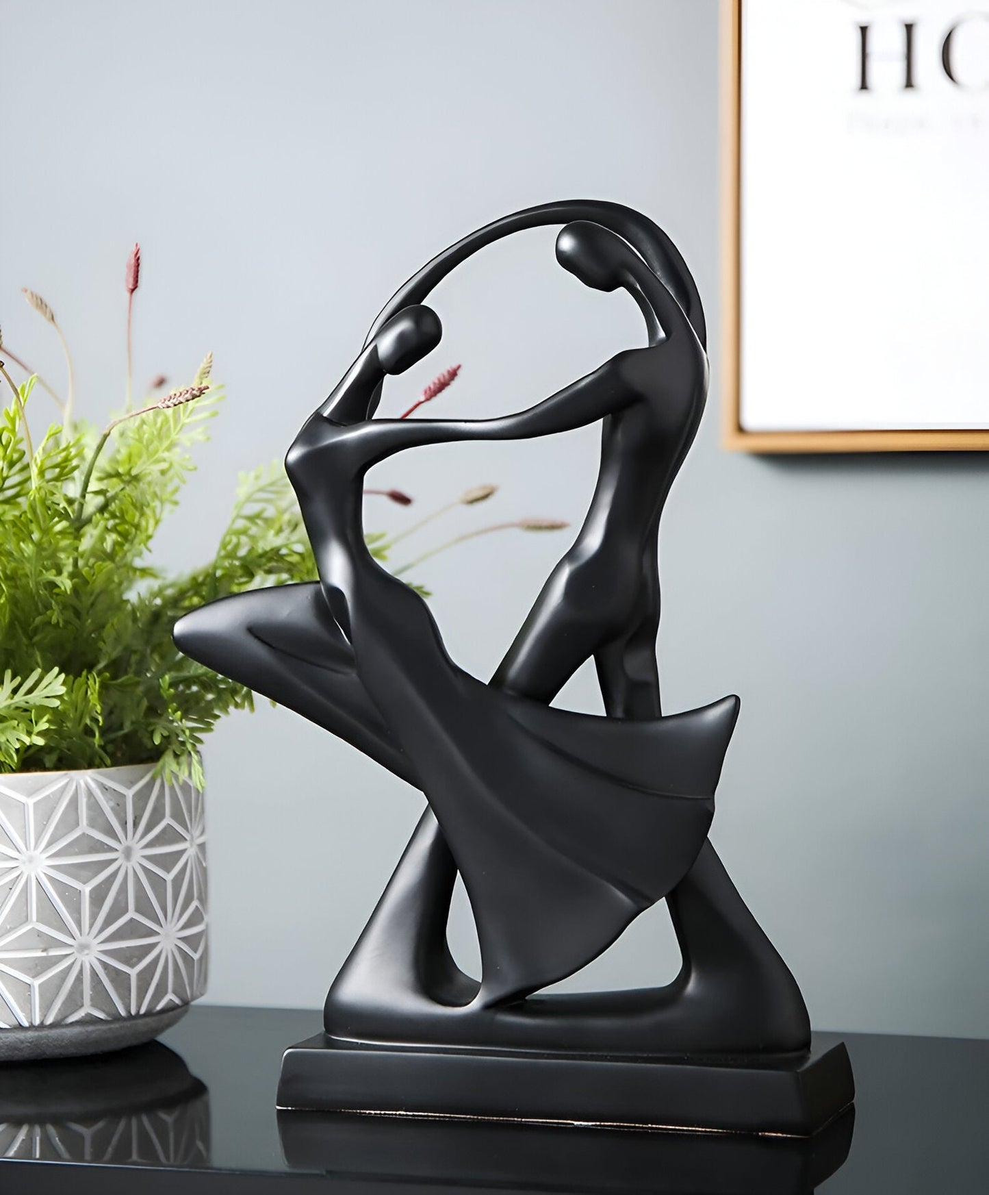 Vivolux | SwayDuo | Moderne tanzende Harzskulptur