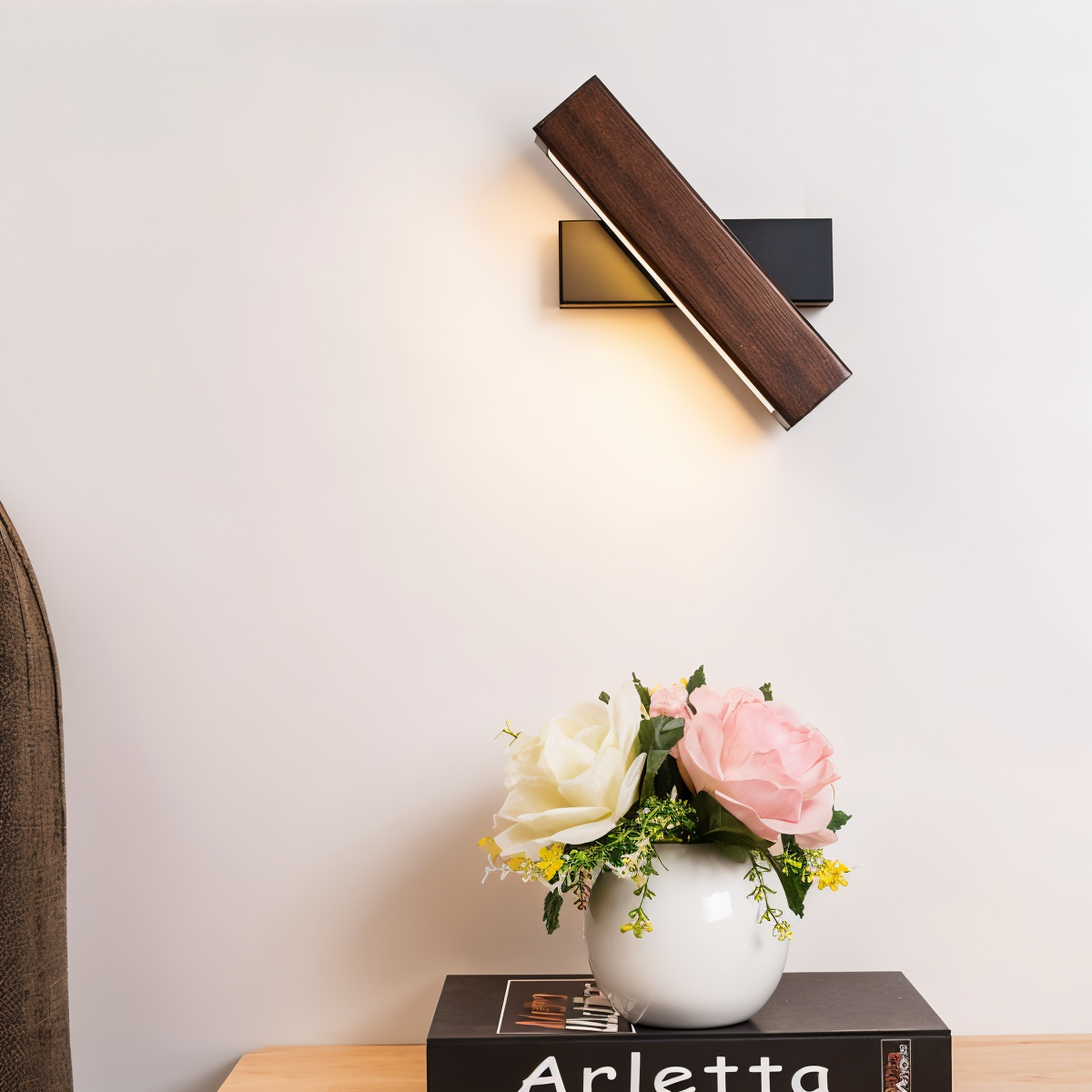 Vivolux | TwistLED Wandlampe - 360° drehbare rechteckige LED-Wandlampe aus Holz