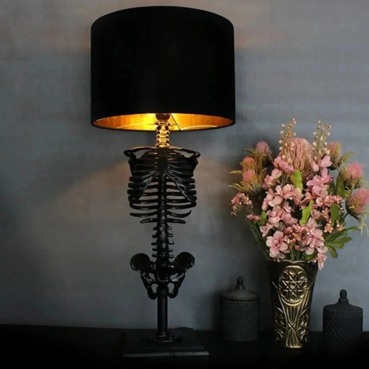 Vivolux | Schädel Tisch Lampe Skelett Horror 3D Statue Kreative Party Ornament Prop Halloween Dekoration Atmosphäre Lampe Nachtlicht