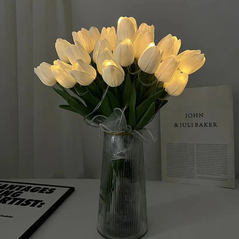 Vivolux | TulipGlow - Tragbare LED Tulpen-Nachtlampe