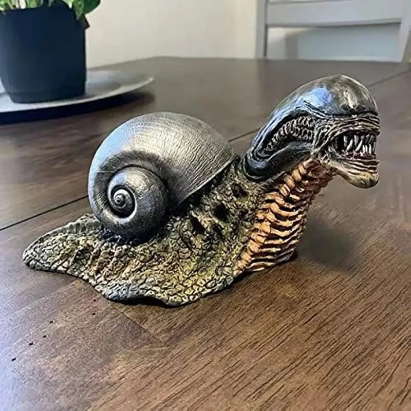 Vivolux | Variation Snail Statue, Resin Evil Snail Sculpture Alien Lover's New Favorite Home Office Decoration Garden Outdoor Decoration