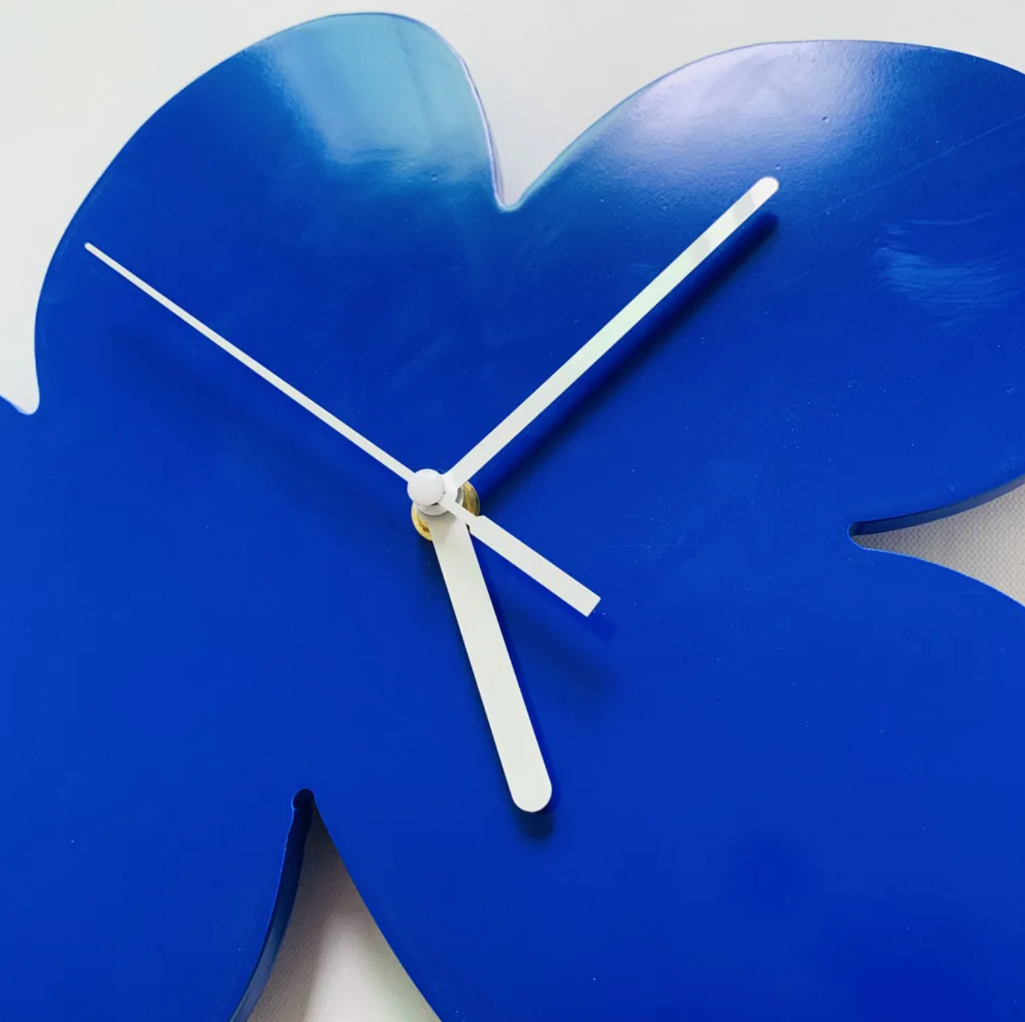 Vivolux | Klein Blaue Geometrische Wanduhr