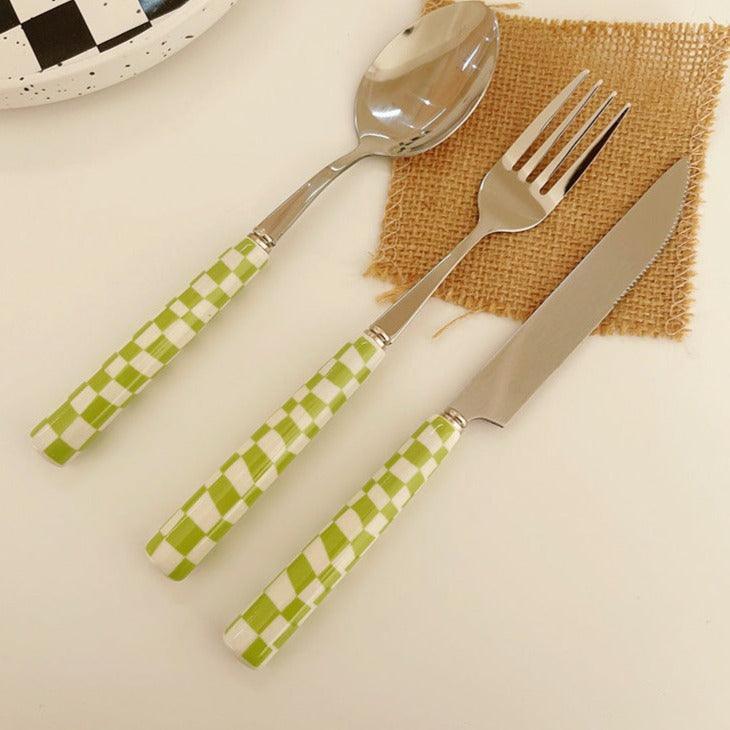 Vivolux | RetroChef – Stilvolles Edelstahl Besteck mit Schachbrettmuster