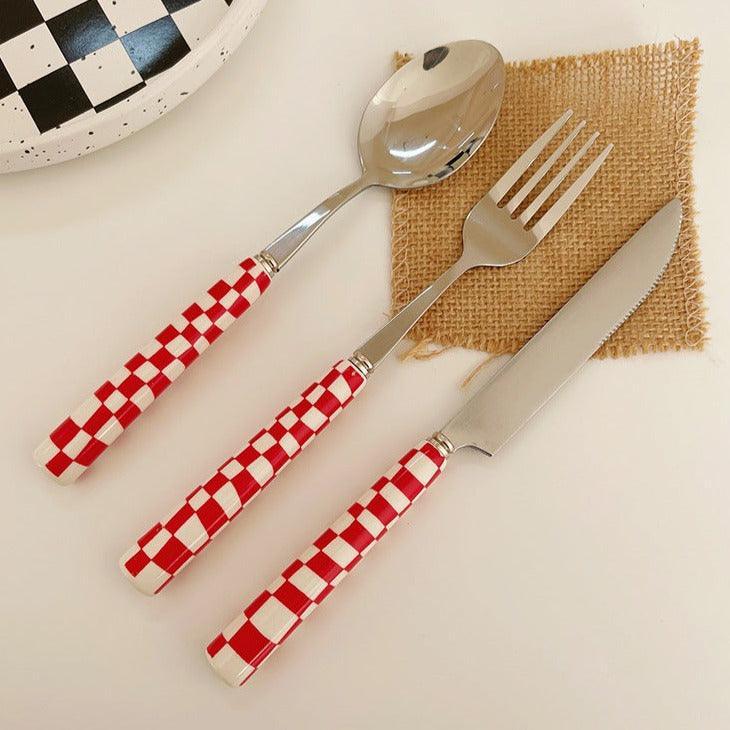 Vivolux | RetroChef – Stilvolles Edelstahl Besteck mit Schachbrettmuster