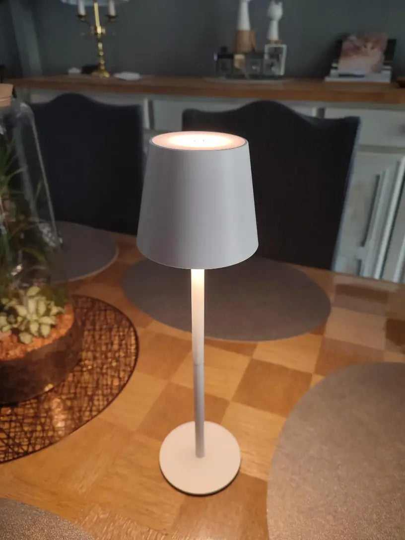 Vivolux | LED Tischlampe – Kabellos, Touch-Bedienung & Dimmbares Licht